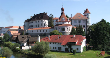 Jindřichův Hradec – komplex renesančního zámku a gotického hradu